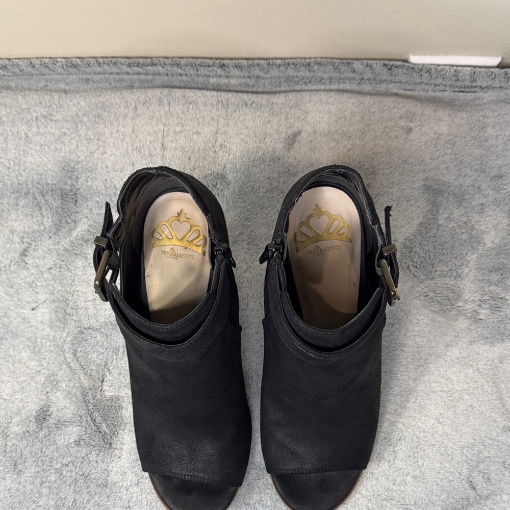 Fergalicious “Retro” Black Peep Toe Ankle Booties - Size 7 - Picture 5 of 11